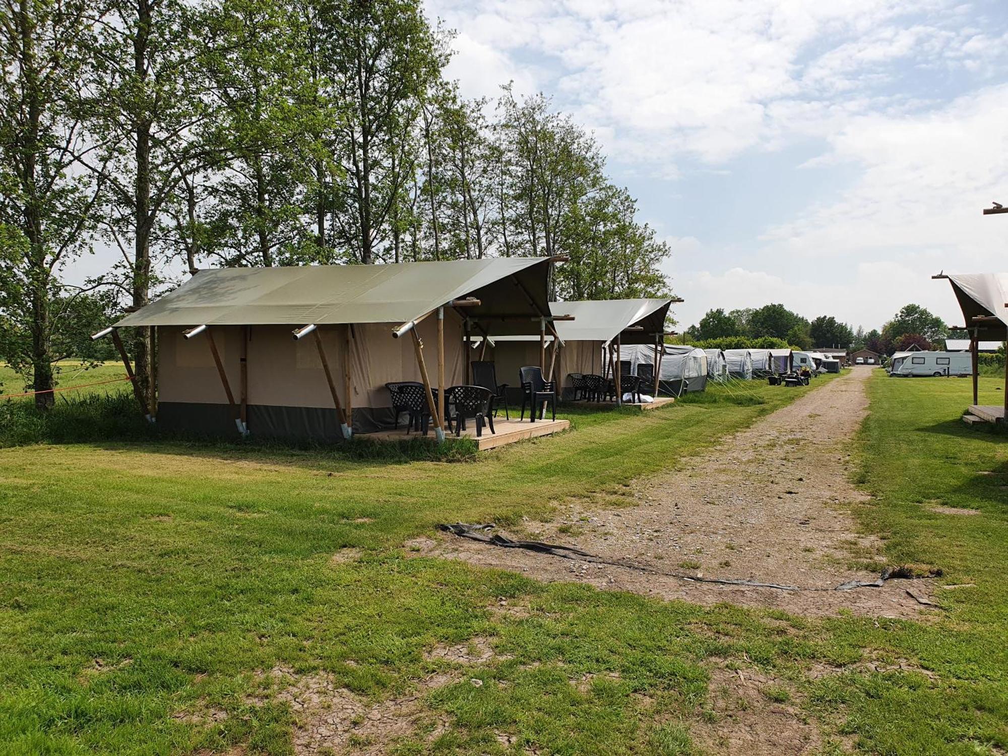 Camping De Oude Rijn Ter Aar Екстериор снимка